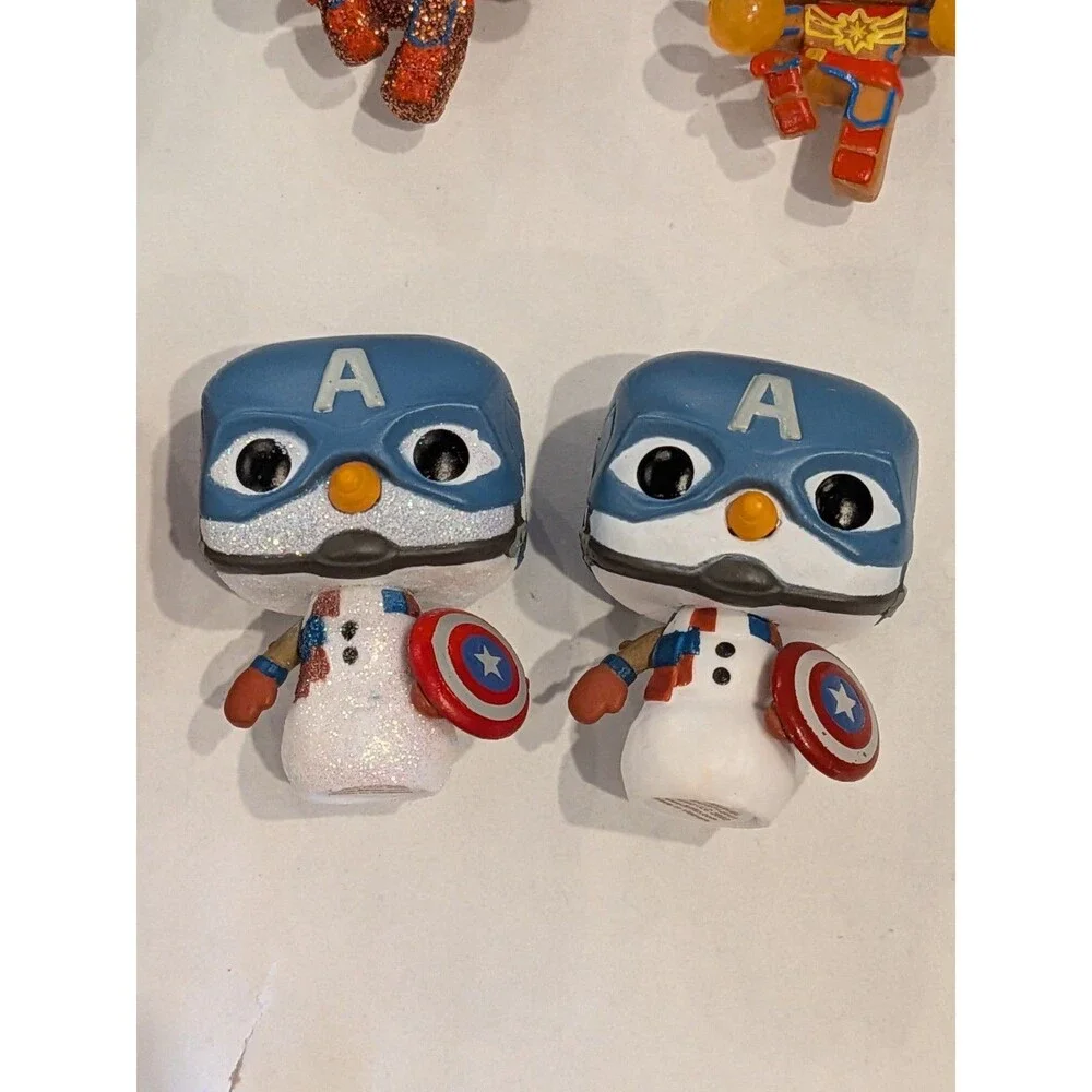 Funko POP! Mini Marvel Christmas Advent Calendar lot of 13 Figures, 3 Stands